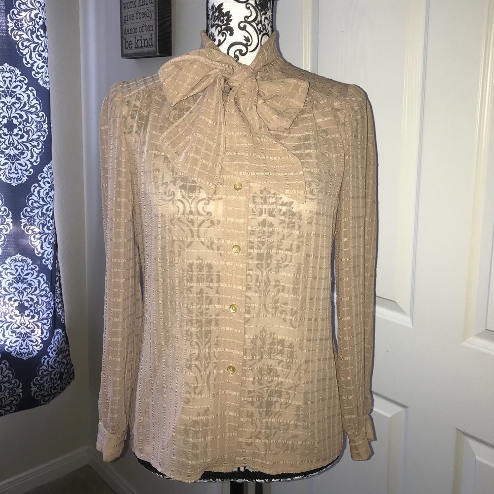 Vintage Women’s sheer top with tie